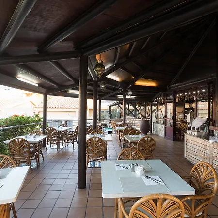 Hotell Arena 4*