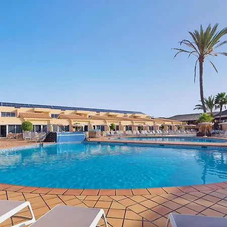 Hotell Arena 4*